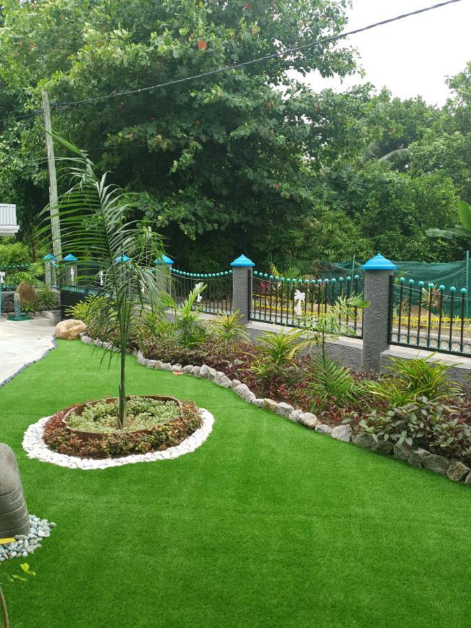 Bord Mer City Apartments La Digue Exterior foto